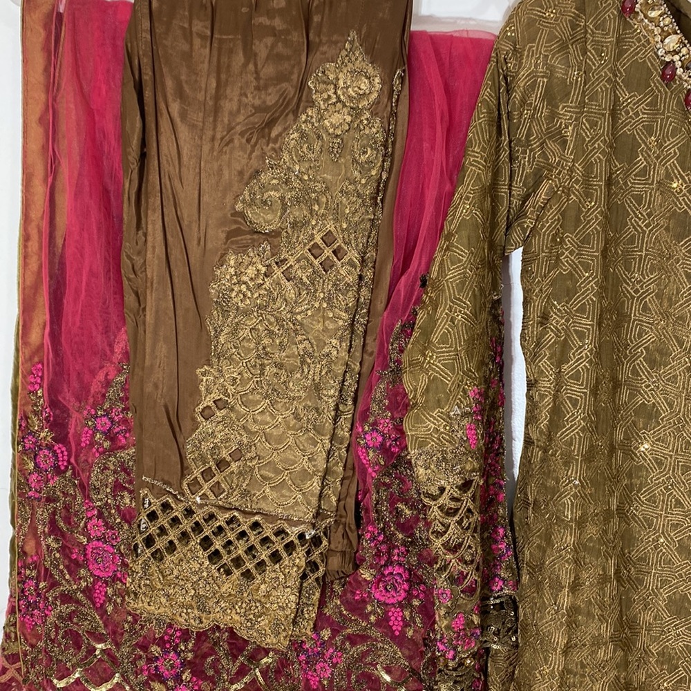 LIKE NEW Inspired by MARIA B. Shalwar Kameez - Picture 7 of 9